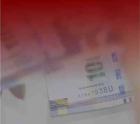 BOLETIN TUSLEGAL - ES CONSTITUCIONAL EL CIERRE DE CUENTAS BANCARIAS-D