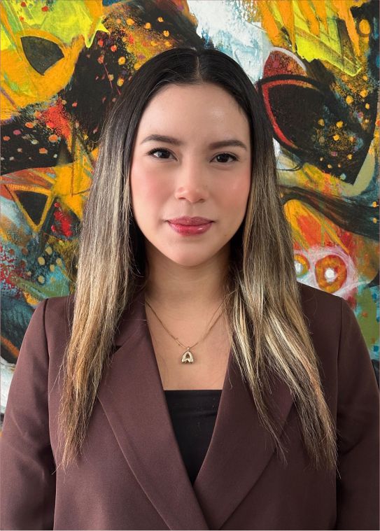 ALLISON VIÑAS